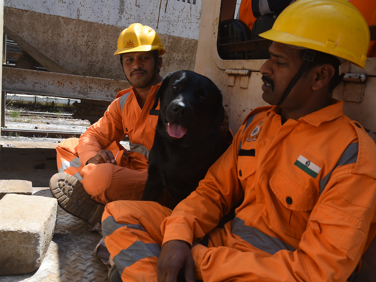 Rescue Operations Ongoing At SLBC Tunnel Collapse Photos22