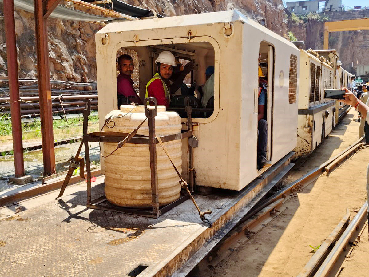 Rescue Operations Ongoing At SLBC Tunnel Collapse Photos8