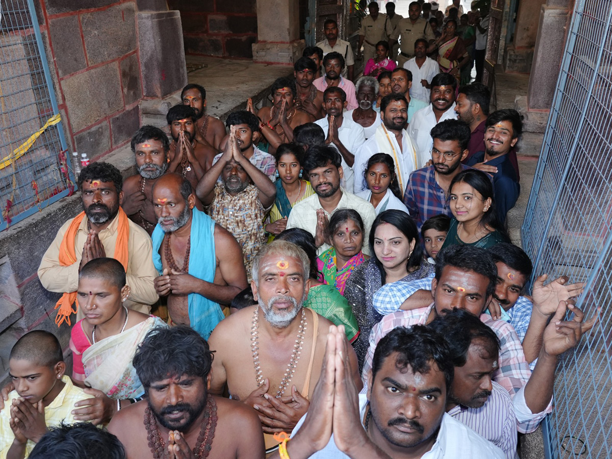 maha shivaratri celebrations at telugu states photos12