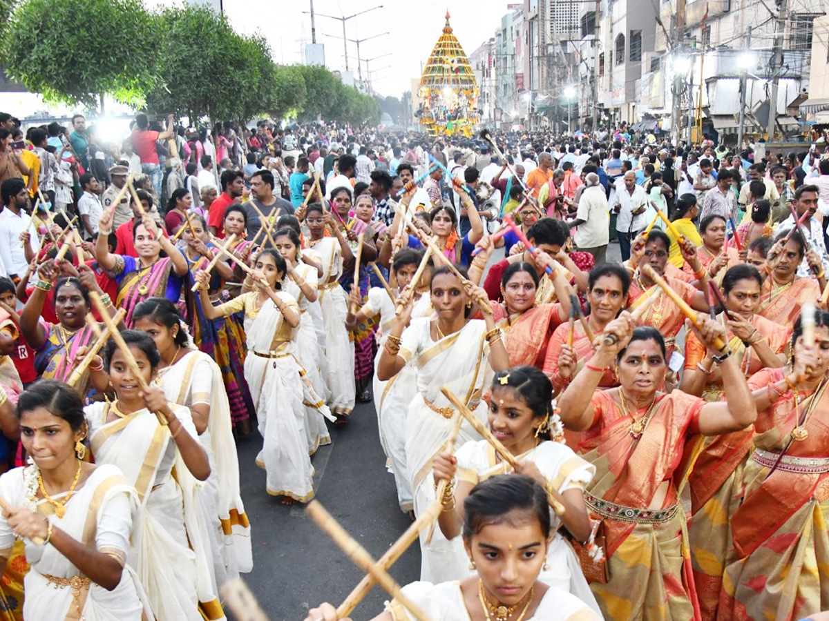 Bejawada Durga Malleswara Swamy Rathotsavam Photos2