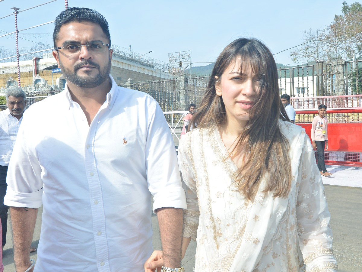 Actress Hansika Visits Tirumala Along With Her Husband Sohail Photos10