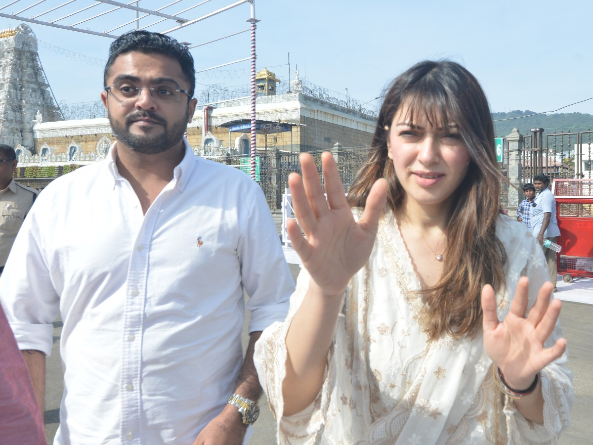 Actress Hansika Visits Tirumala Along With Her Husband Sohail Photos12