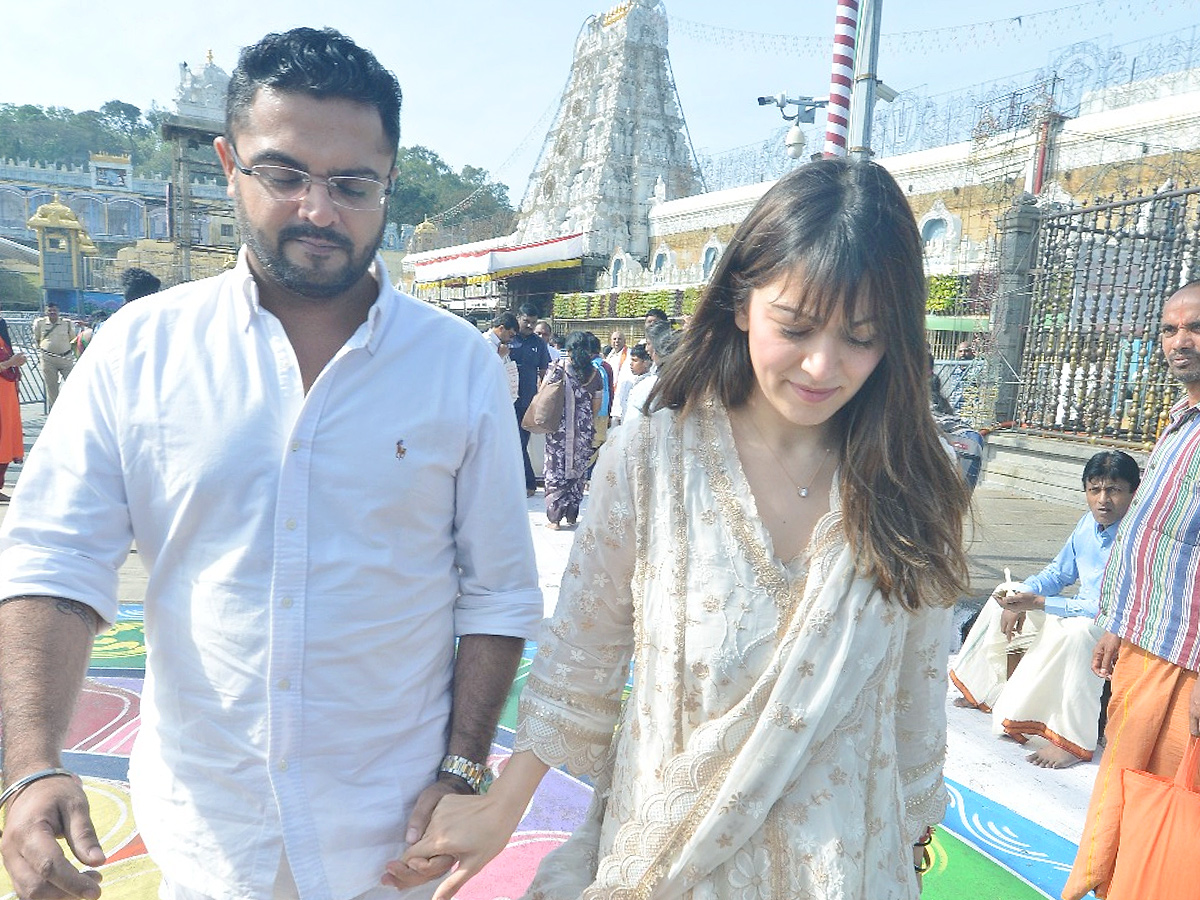 Actress Hansika Visits Tirumala Along With Her Husband Sohail Photos7