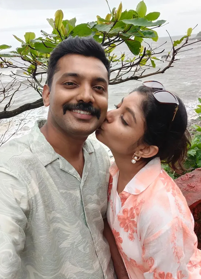 Is Premalu movie actress Akhila Bhargavan husband a police officer?6