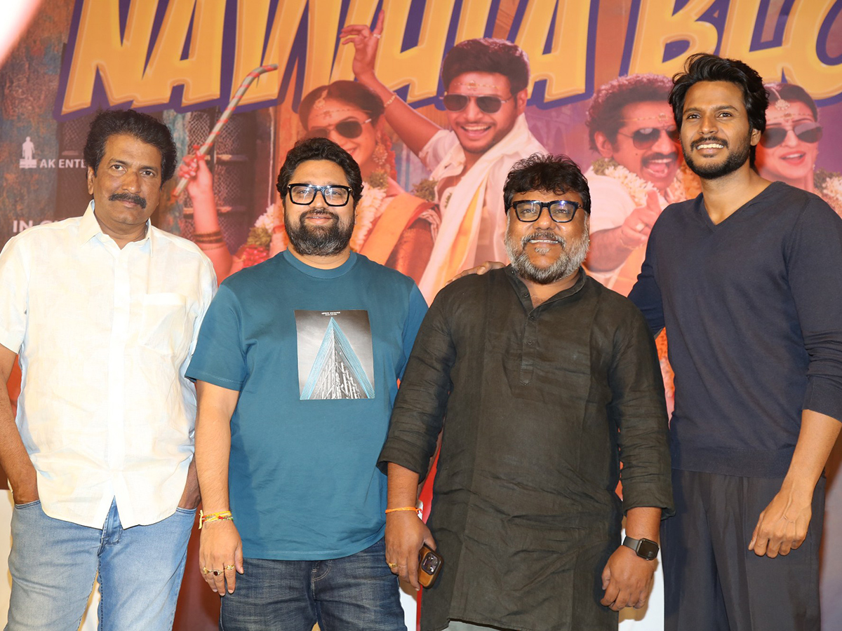 Sundeep Kishan Mazaka Movie Success Meet Photos15