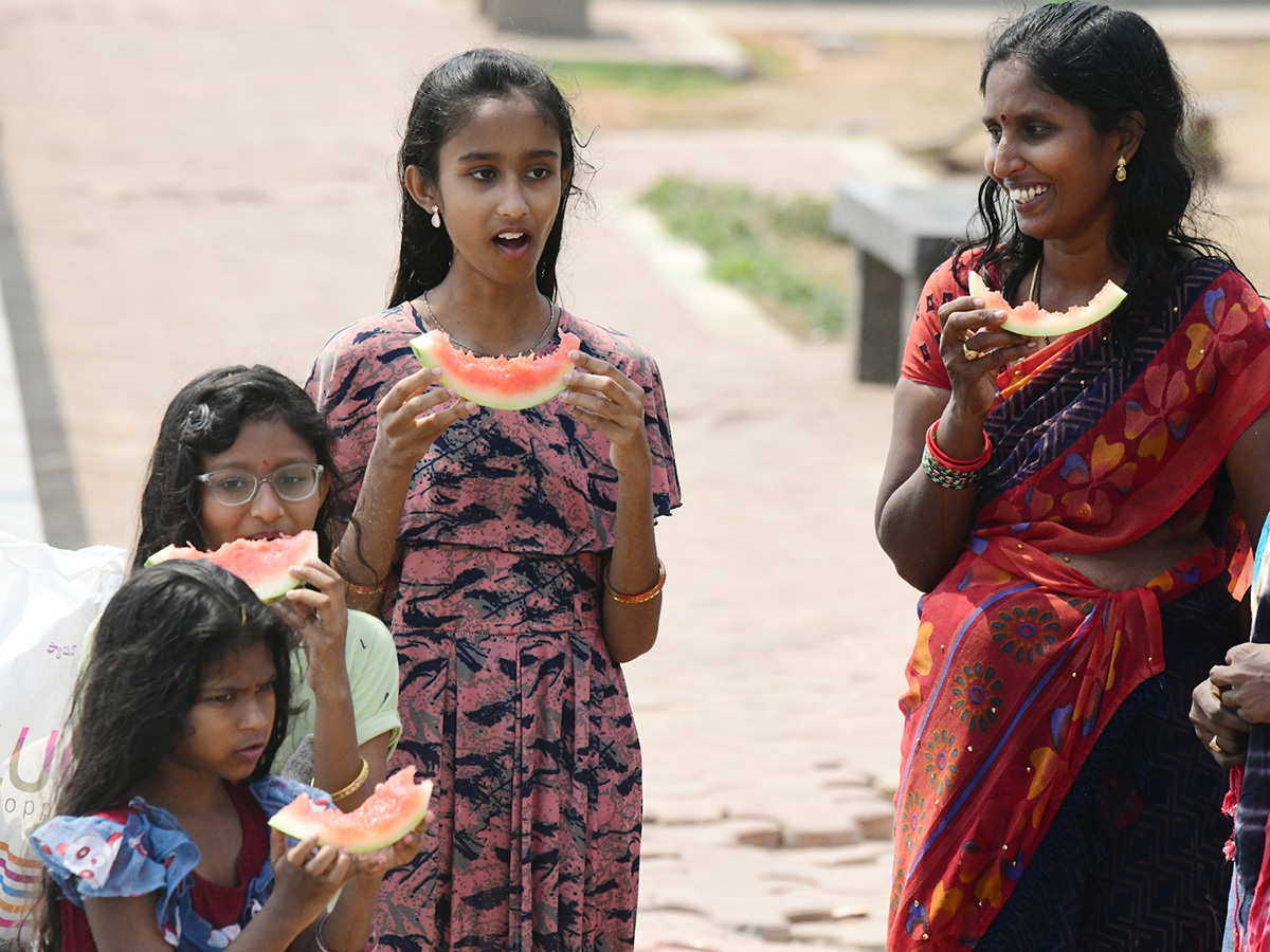 Visakhapatnam: The beach was thrilled with the recitation of Lord Shiva3