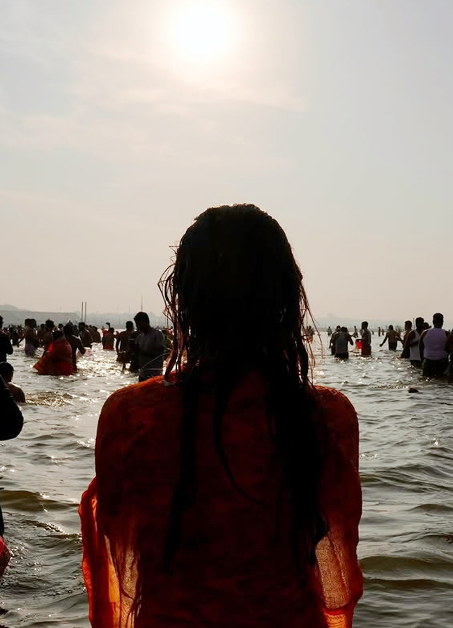 Trending beauty in Kumbh Mela with mother9