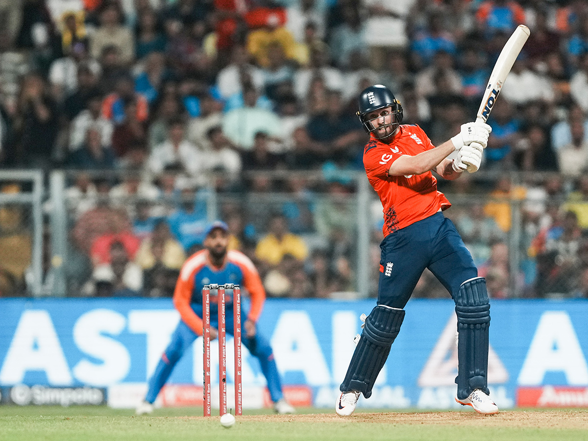 winning the fifth Twenty20 cricket match and series against England at Wankhede Stadium26