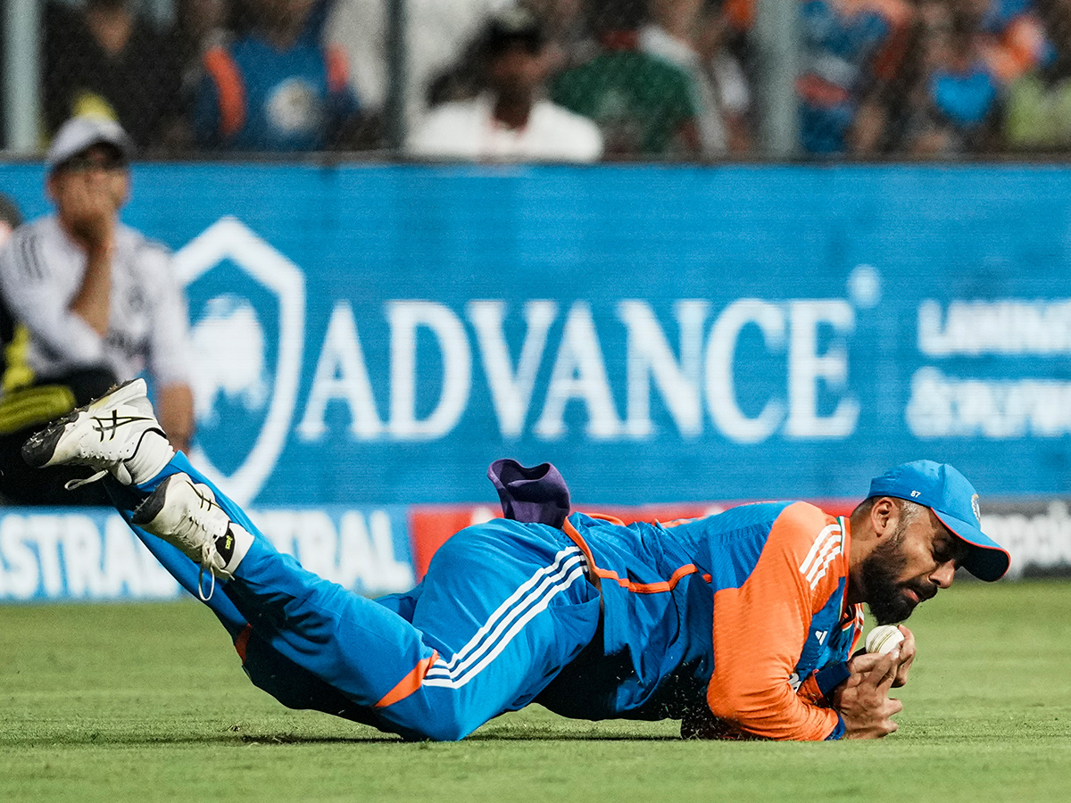 winning the fifth Twenty20 cricket match and series against England at Wankhede Stadium29