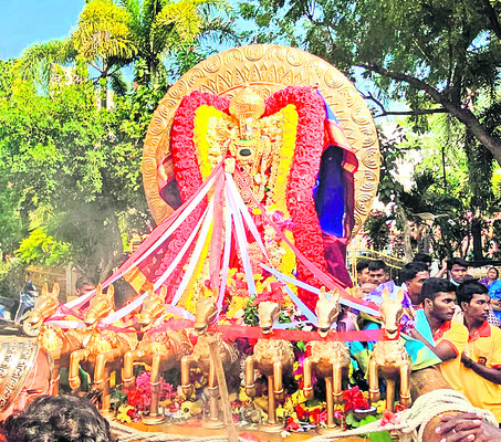 తుమ్మలగుంటలో వైభవంగా రథసప్తమి వేడుకలు2