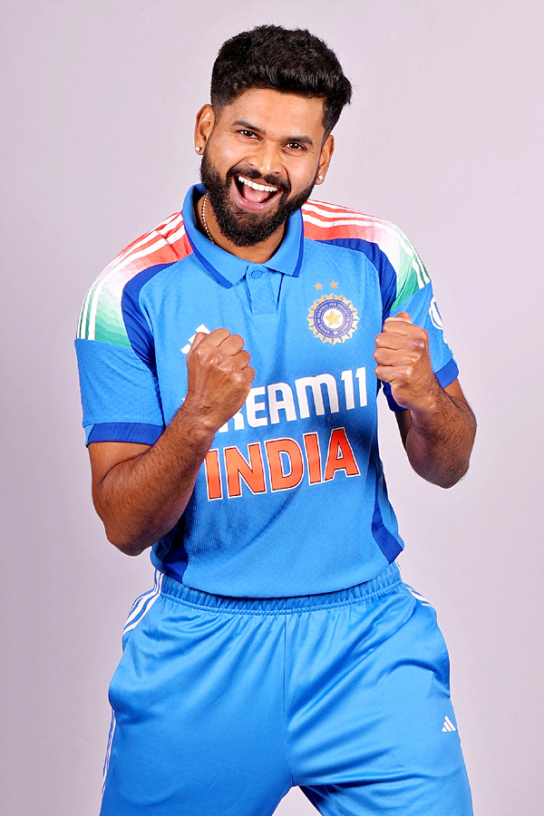 Check Out All New Team India Champions Trophy Jersey Photos5