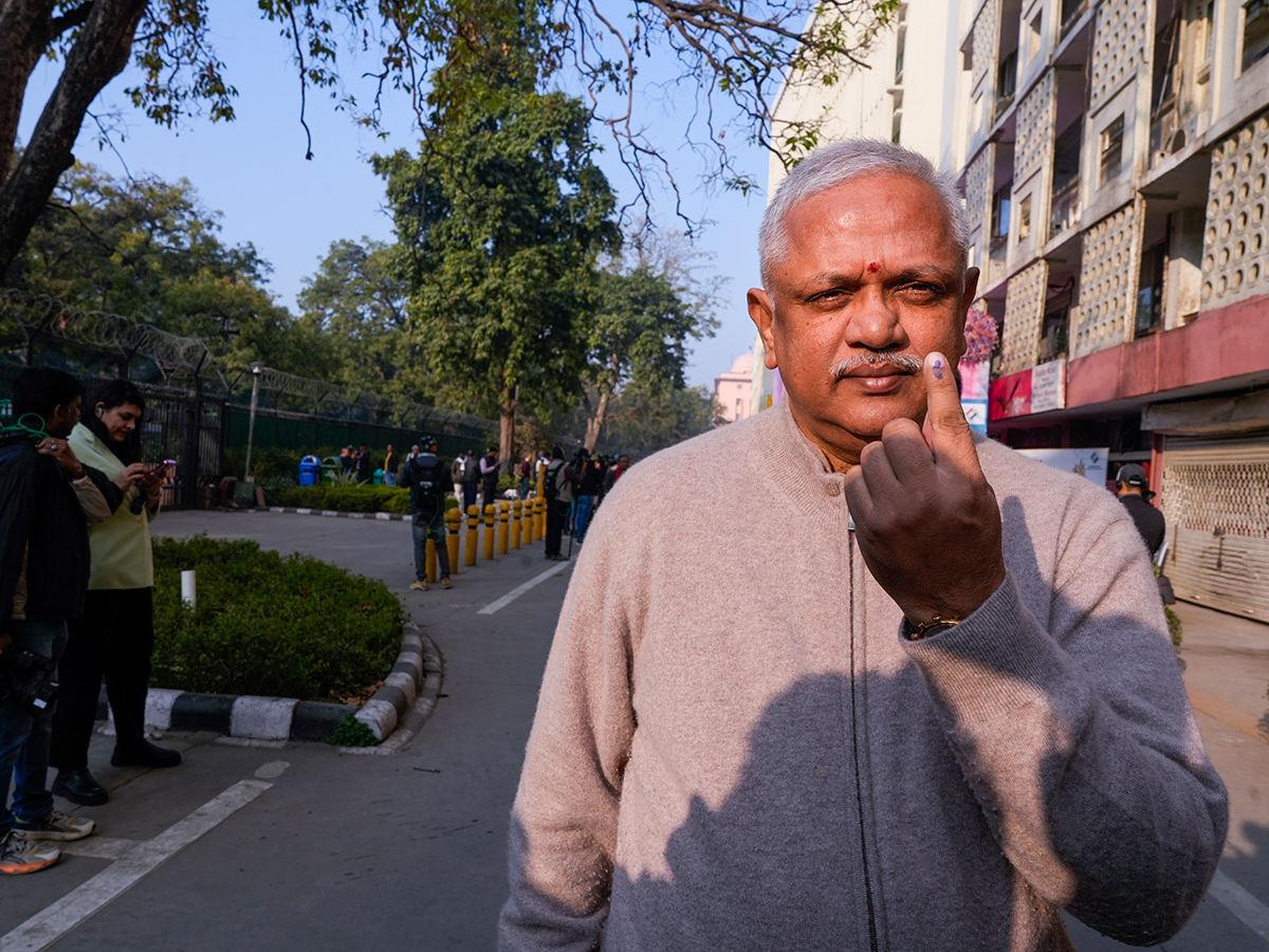 Polling booth during the Delhi Assembly elections in New Delh Photos21