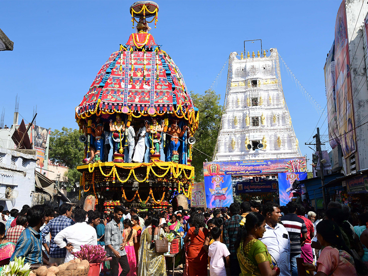 Rathotsavam celebrated at Devuni Kadapa Photos4