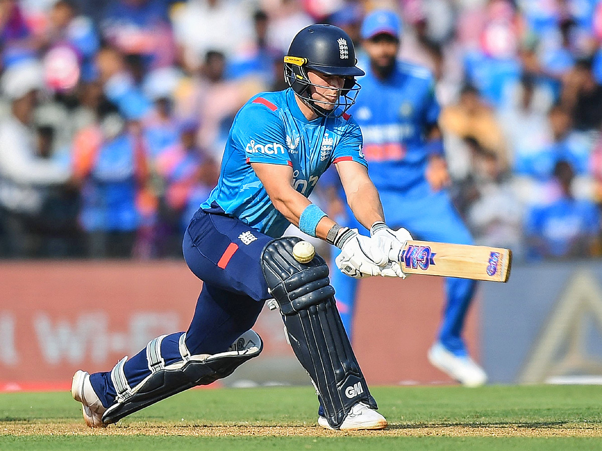 1st ODI: India beat England by 4 wickets Photos15