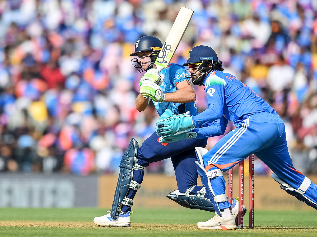 1st ODI: India beat England by 4 wickets Photos17