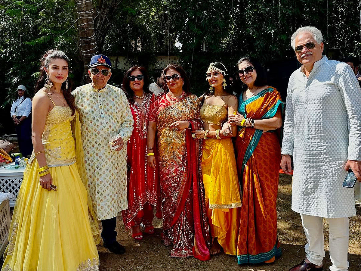 Actress Priyanka Chopra Enjoys brothers Haldi Ceremony Photos3