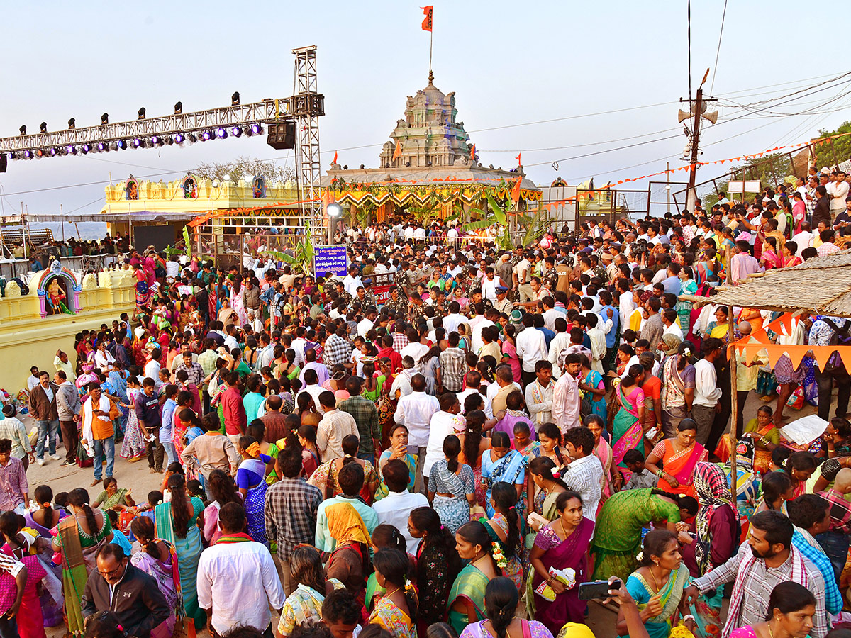 Jadala Ramalingeshwara Swamy Kalayanam Photos21