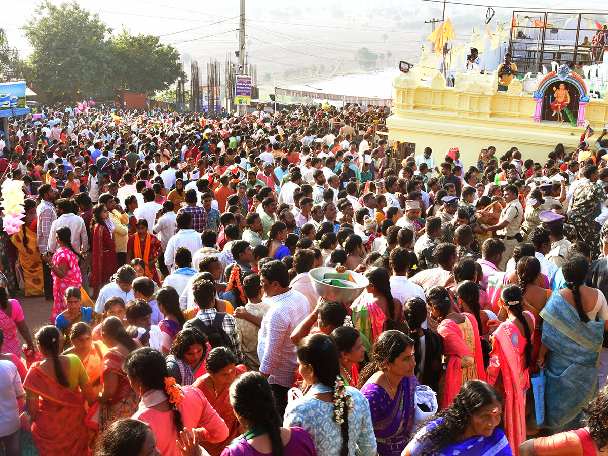 Jadala Ramalingeshwara Swamy Kalayanam Photos25