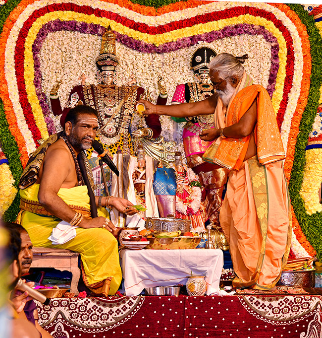 Jadala Ramalingeshwara Swamy Kalayanam Photos32