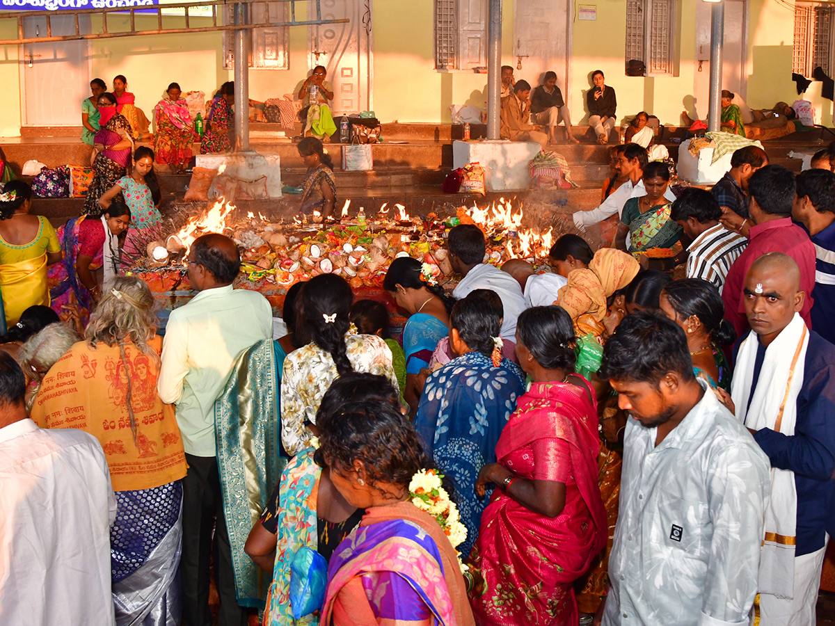 Jadala Ramalingeshwara Swamy Kalayanam Photos6