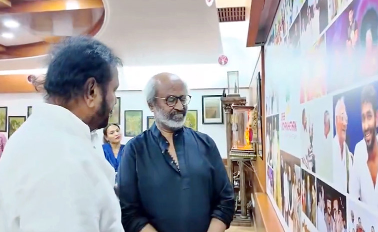 Super Star Rajinikanth And His Daughter Aishwarya Visited Tirupathi MOhan Babu University Photos16