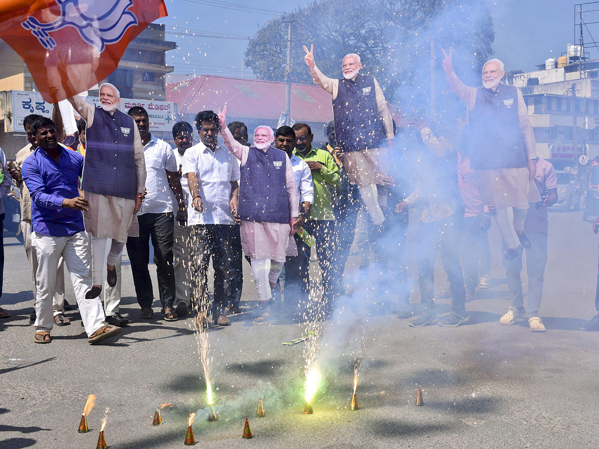 Delhi Assembly Election Results 2025: Celebrations of landslide victory of BJP in Delhi Assembly Elections Photos5