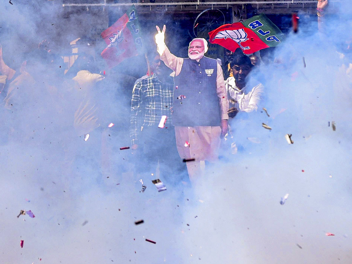 Delhi Assembly Election Results 2025: Celebrations of landslide victory of BJP in Delhi Assembly Elections Photos8