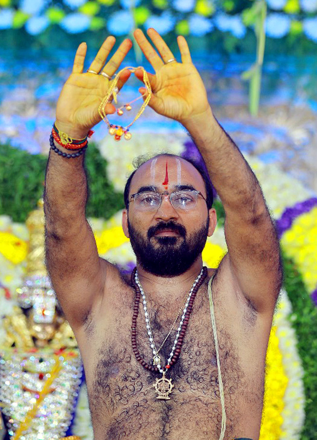 venkateswara swamy kalyanam at karimnagar photos24