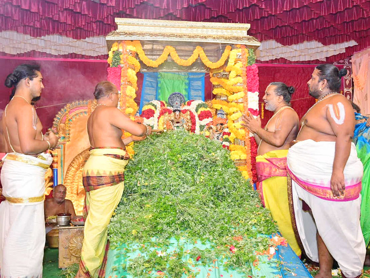 Pushpa Yagam Performed To Sri Lakshmi Venkateswara Swamy Temple In Kadapa Photos14