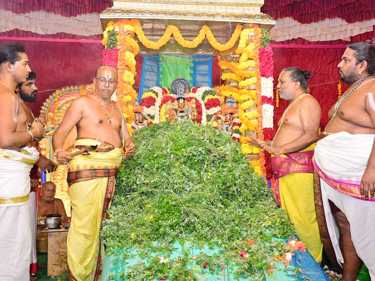 Pushpa Yagam Performed To Sri Lakshmi Venkateswara Swamy Temple In Kadapa Photos16