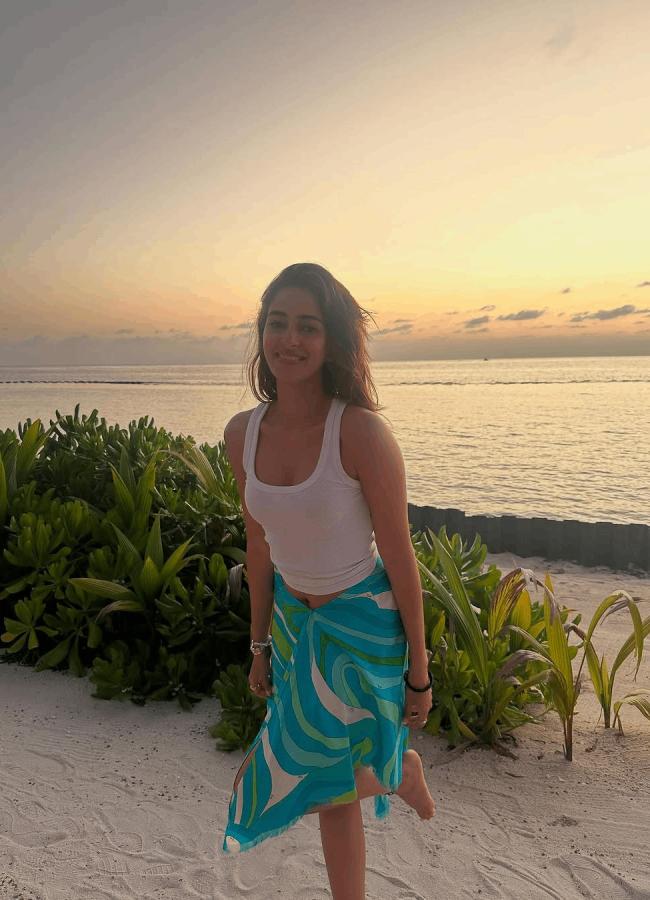 Ananya Panday Shares Photos Of Her Vacation In Seychelles9