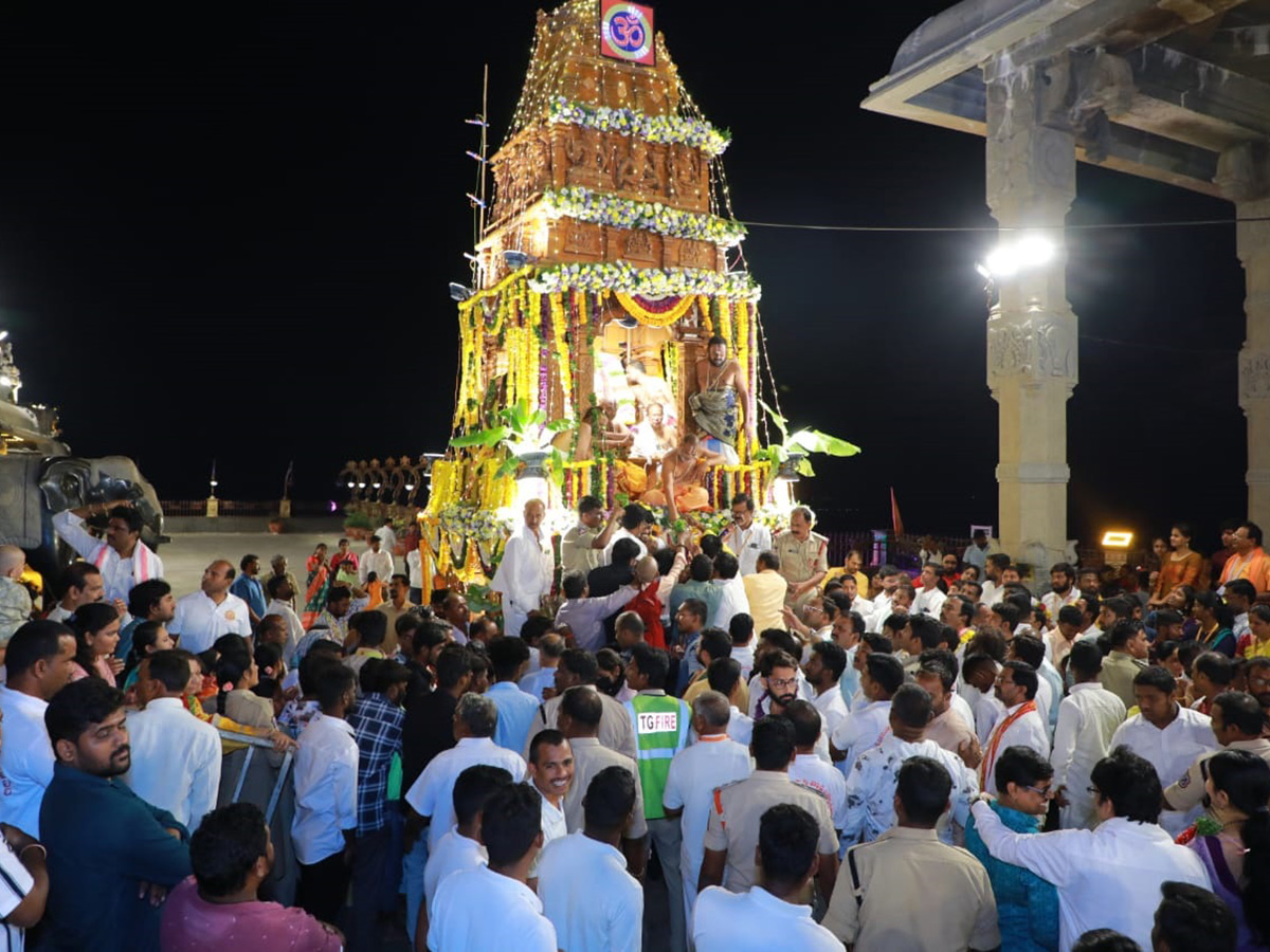 Sri Lakshmi Narasimha Swamy Temple Yadagirigutta6