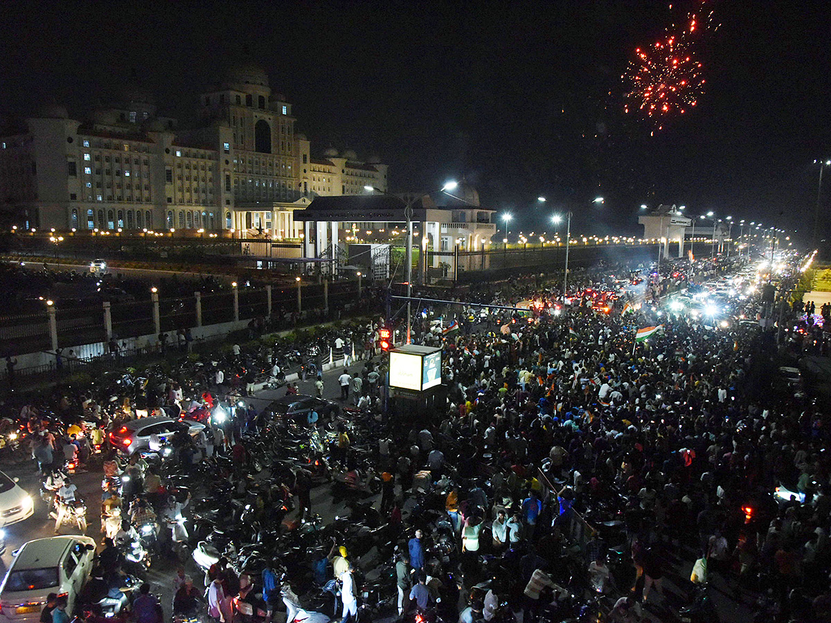 india win champions trophy 2025 celebrations in tank bund hyderabad10