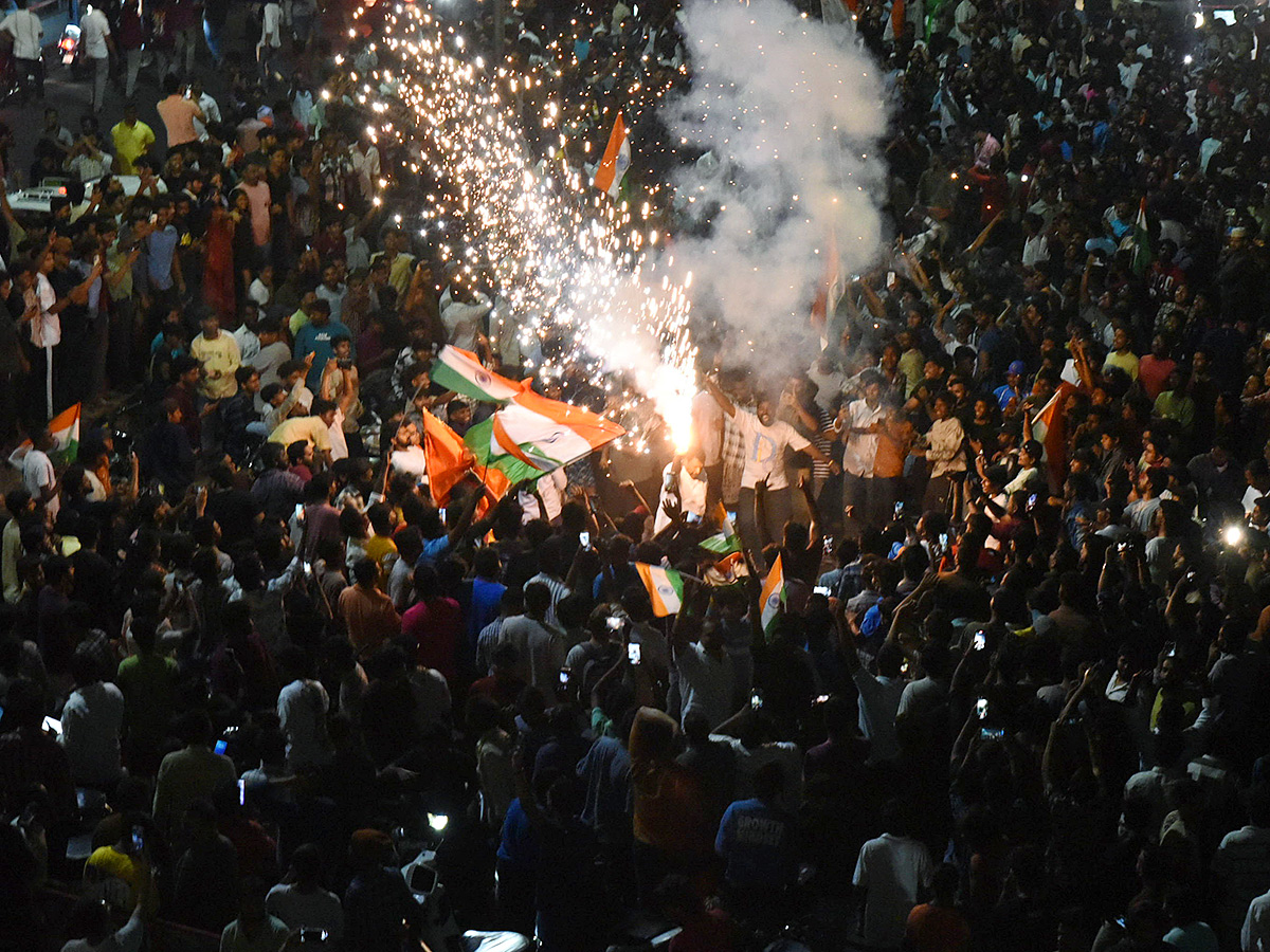 india win champions trophy 2025 celebrations in tank bund hyderabad11