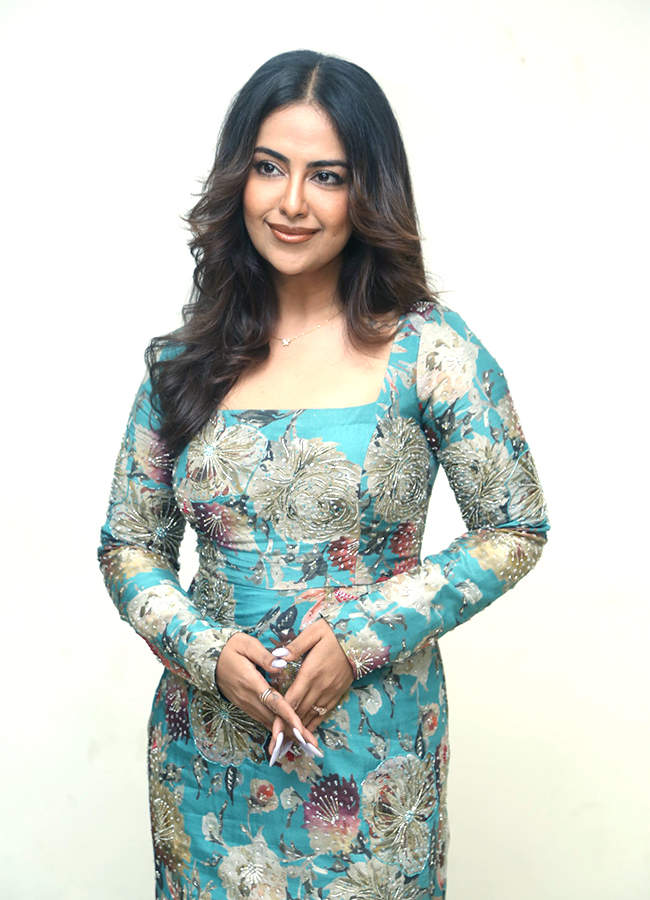 Actress Avika Gor Exclusive Visuals At Shanmukha Trailer Launch12