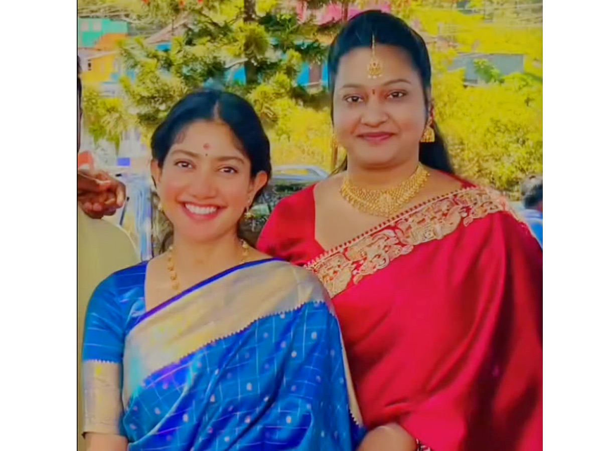 Actress Sai Pallavi Attends With sister Pooja Kannan At cousins wedding Photos 7