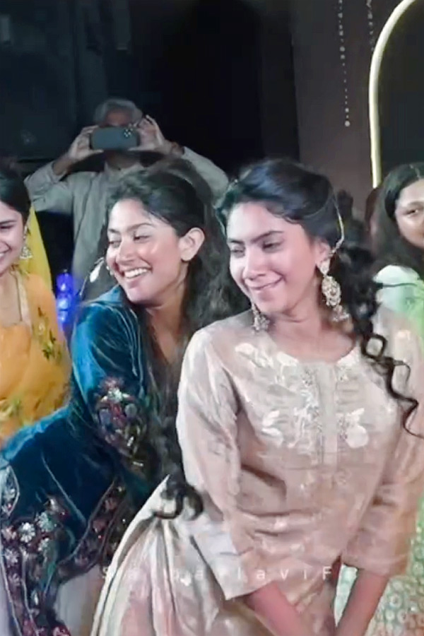 Actress Sai Pallavi Attends With sister Pooja Kannan At cousins wedding Photos 9