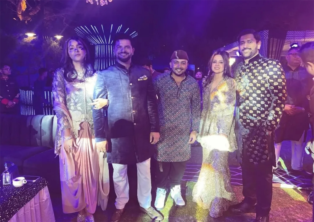 MS Dhoni at Sakshi Pant wedding photos goes viral18