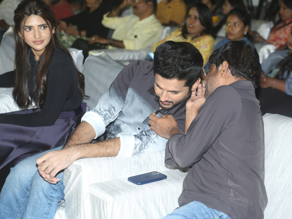 Nithiin Robinhood Movie Press Meet Photos2