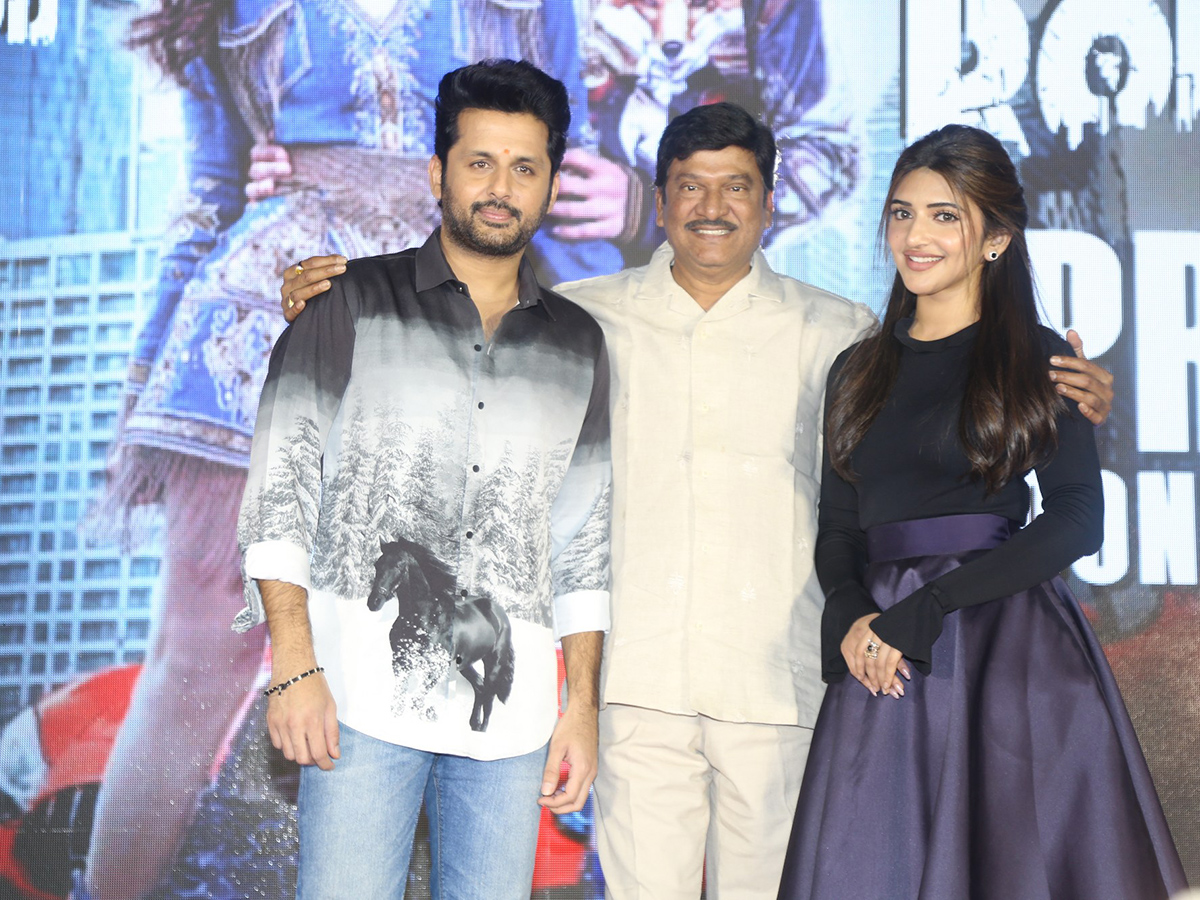 Nithiin Robinhood Movie Press Meet Photos5