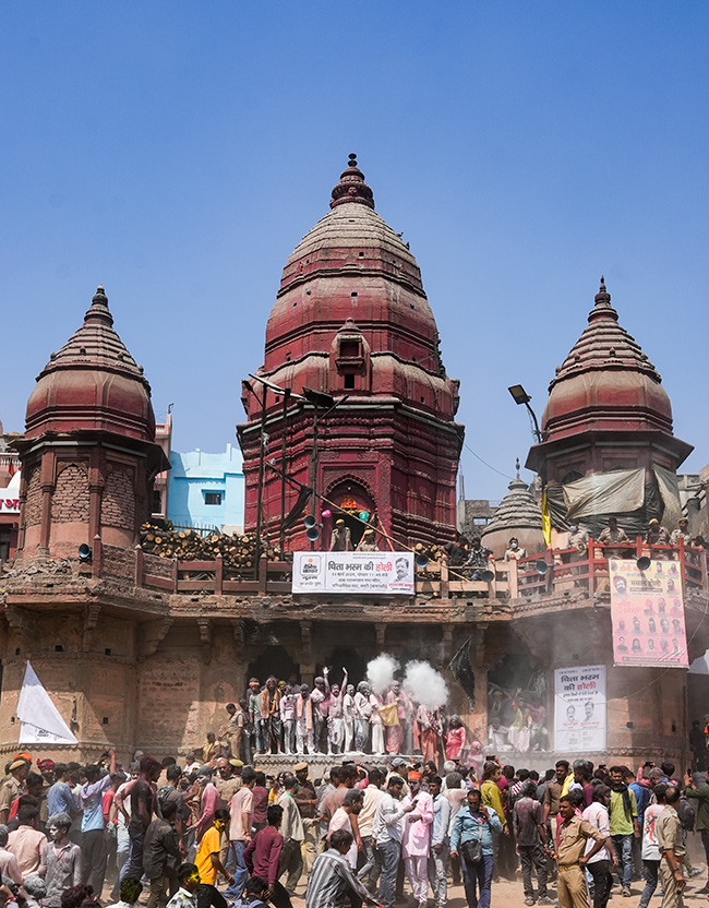 Photos Of Hindu devotees celebrate Holi With Bhasma In Varanasi8