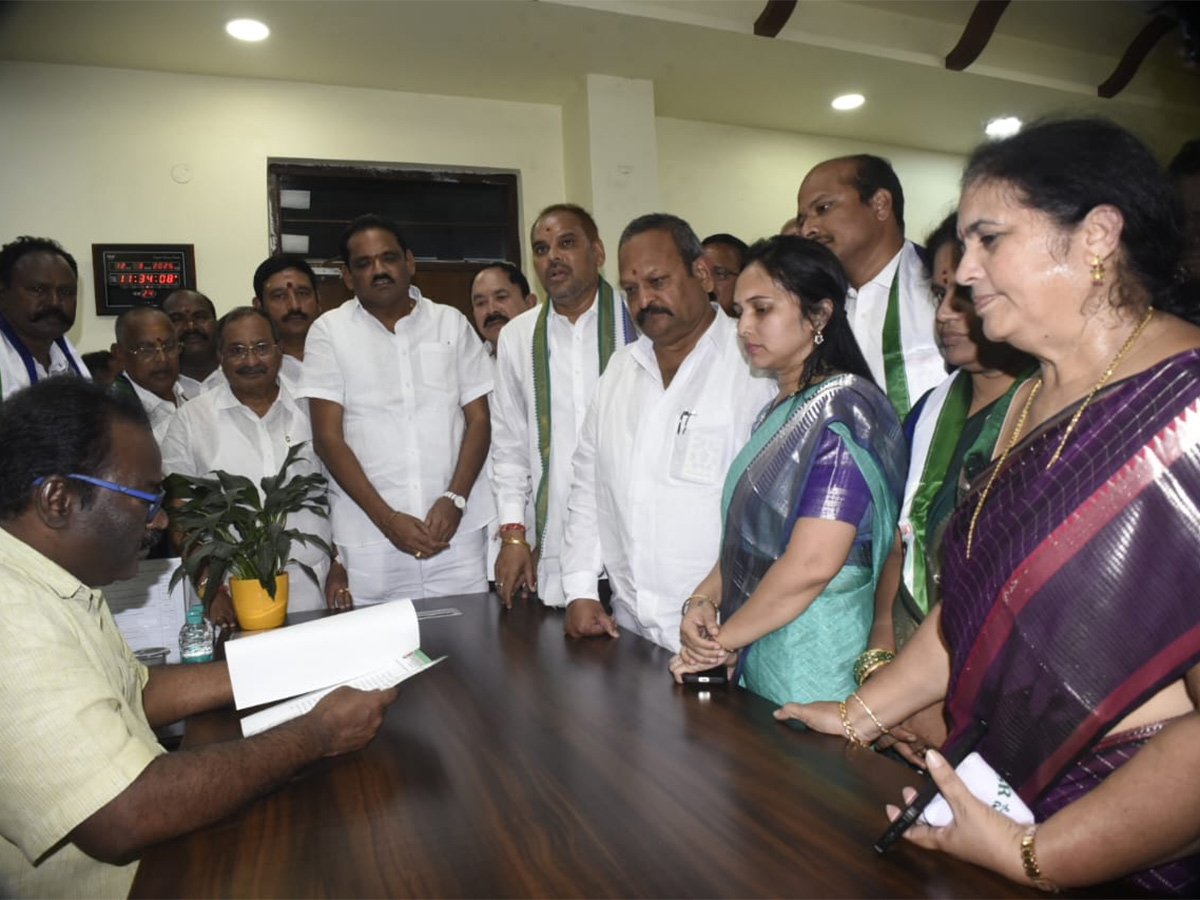 YSRCP Porubata on Chandrababu Govt Photos6