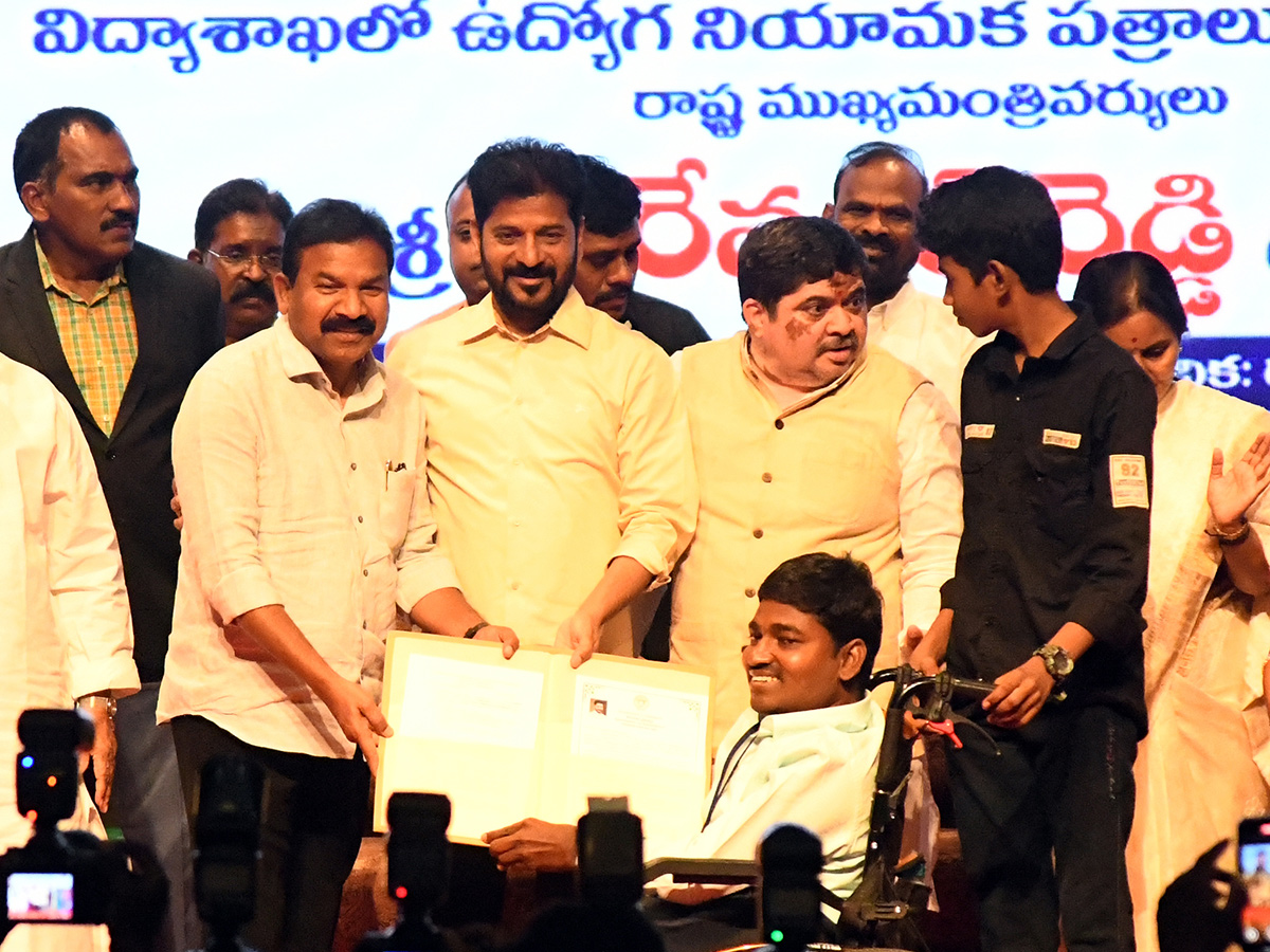 CM Revanth Reddy Distributes Appointment Letters Stresses on Educational Reforms5