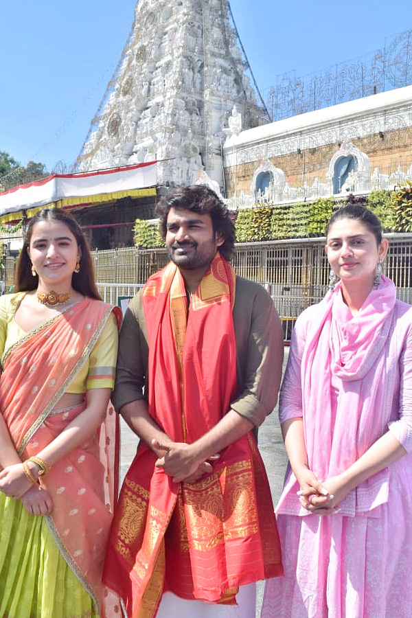 Dilruba movie hero Kiran Abbavaram, Ruxar Dhillon in Tirumala 12