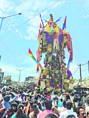 గ్యాస్‌ పేలుడు, ఇల్లు ధ్వంసం 3