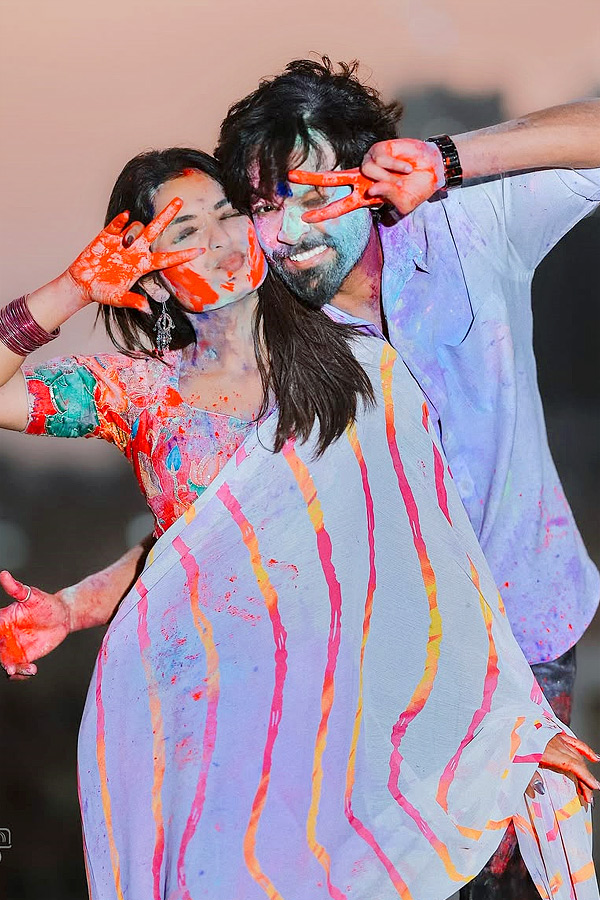 TV Stars Celebrate Festival Of Colours With Loved Ones Photos6