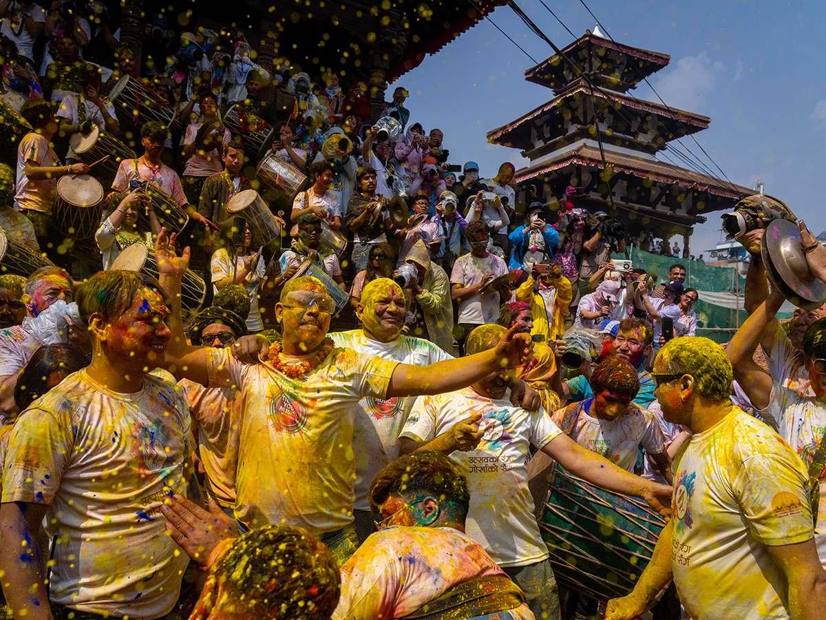 holi 2025 festival celebration in india photos5