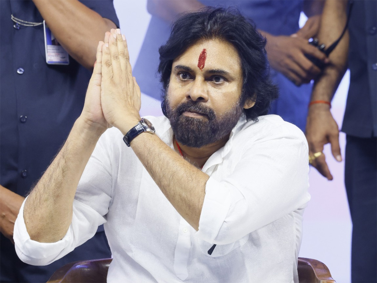 Pawan Kalyan Real face Revealed At Pithapuram Sabha1