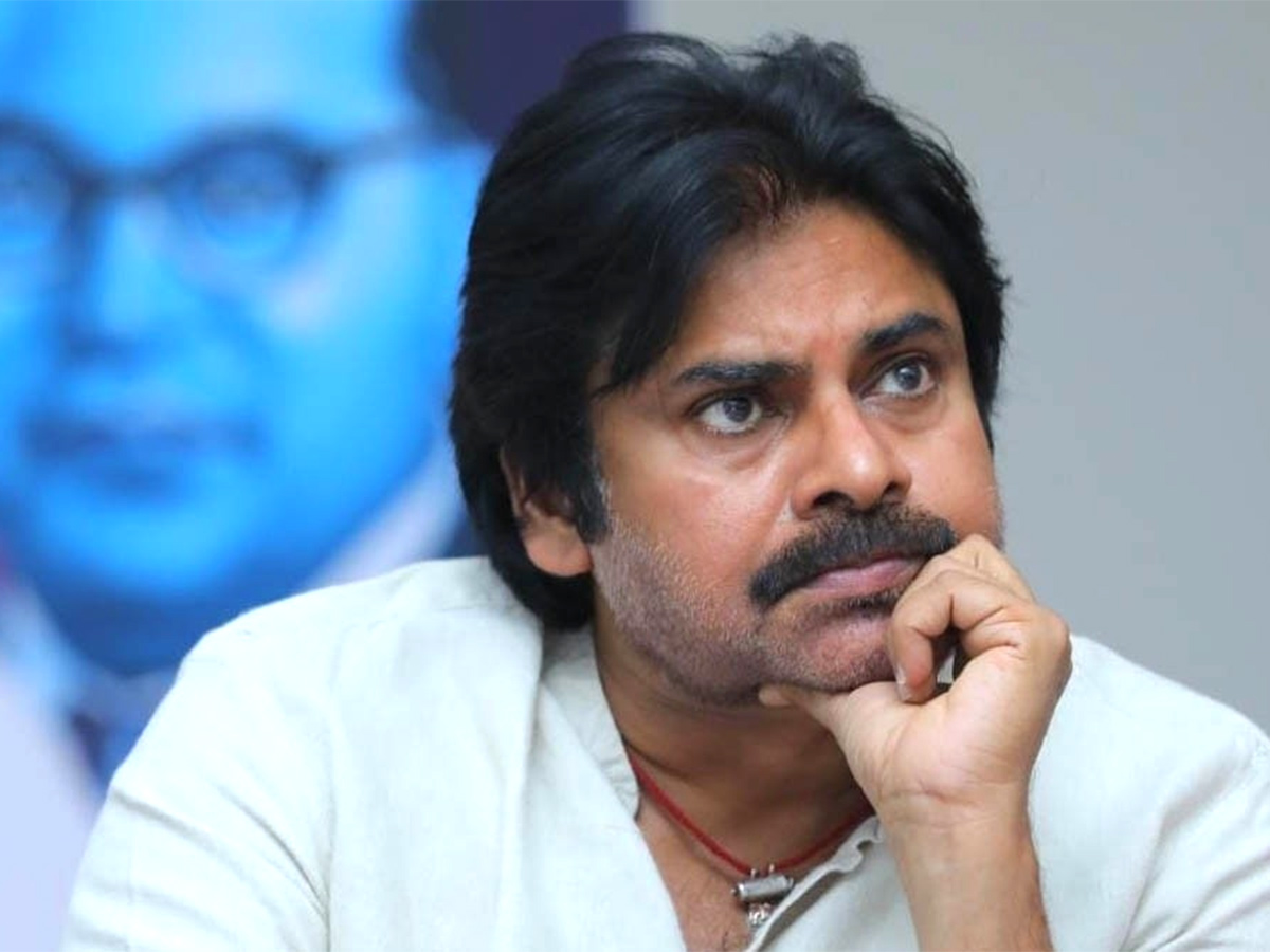 Pawan Kalyan Real face Revealed At Pithapuram Sabha4