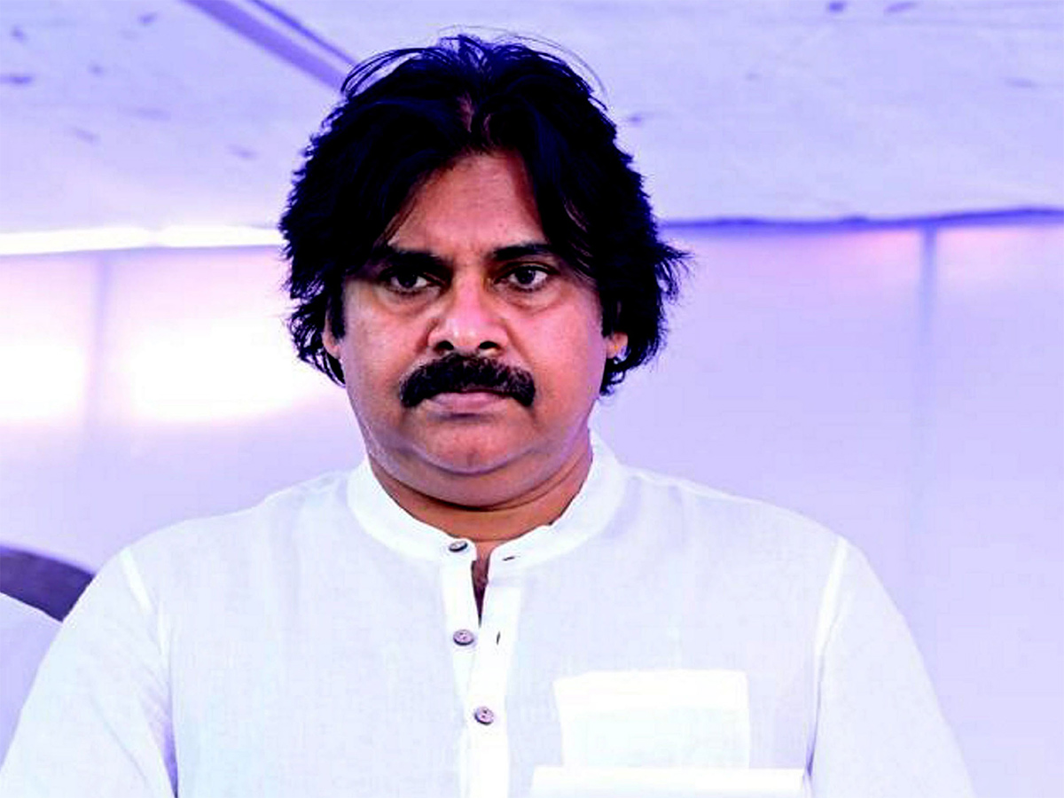 Pawan Kalyan Real face Revealed At Pithapuram Sabha8